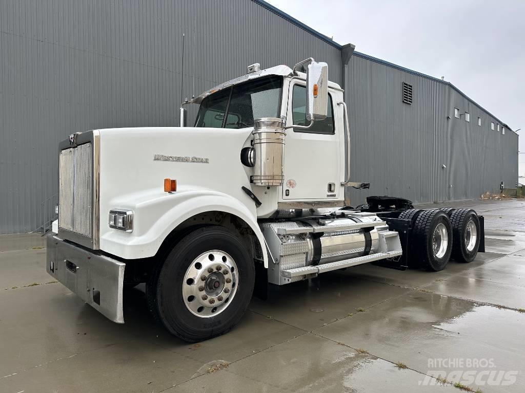 Western Star 4900 SF Dragbilar