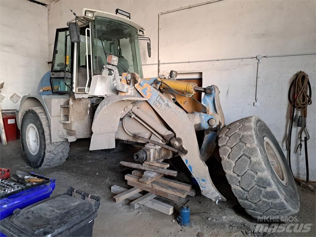 Liebherr L 538 4X4 Entreprenad - Övrigt