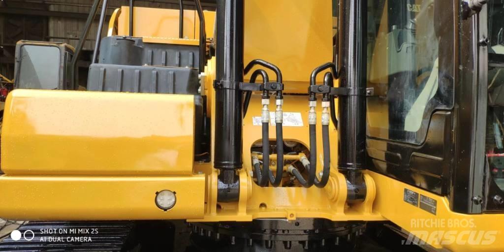 CAT 320 Bandgrävare