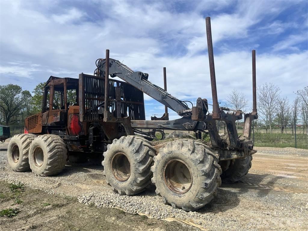 Komatsu 890.3 Skördare