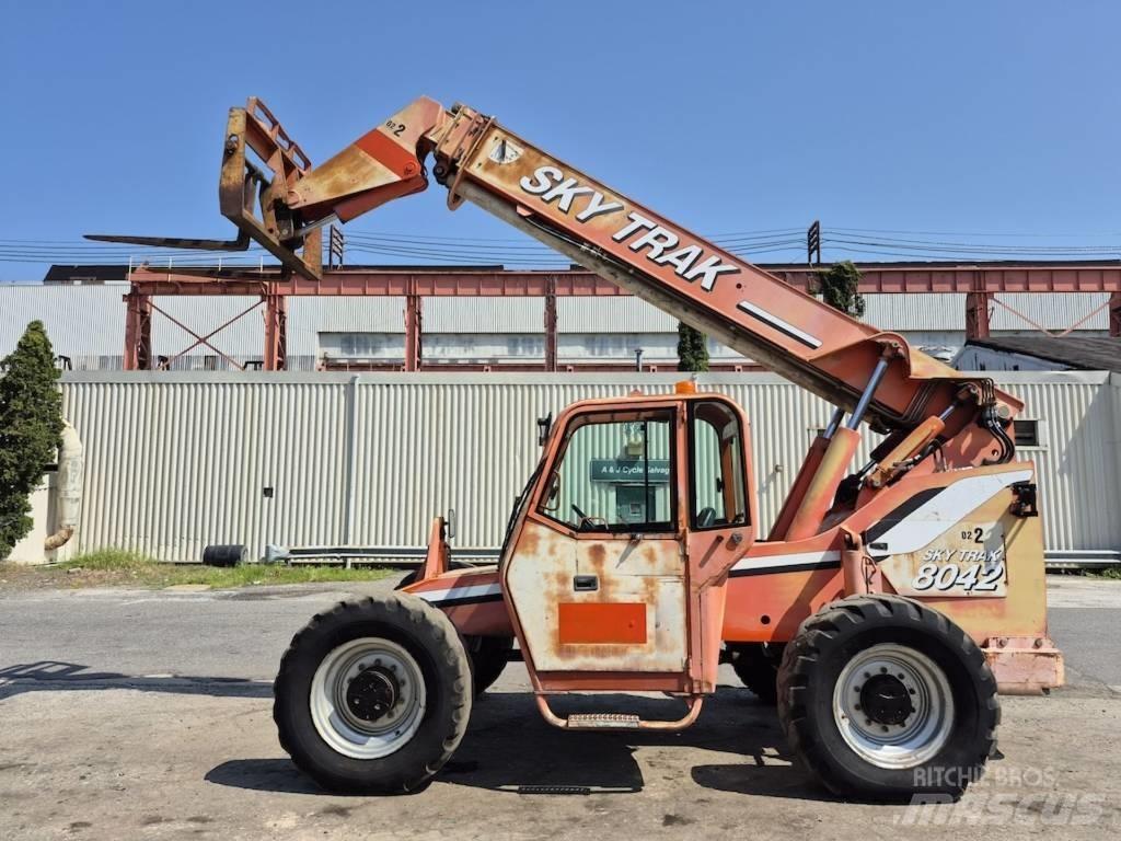 SkyTrak 8042 Teleskoplastare
