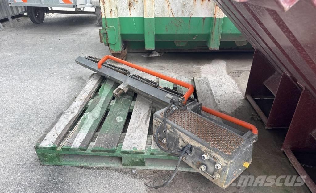 Volvo EC 750 EL Bandgrävare