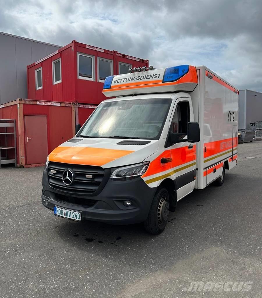 Mercedes-Benz 1000 Ambulanser