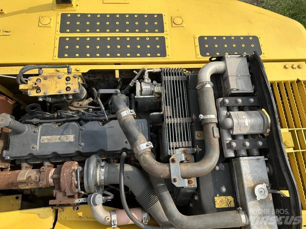 Komatsu PC240-8 Bandgrävare