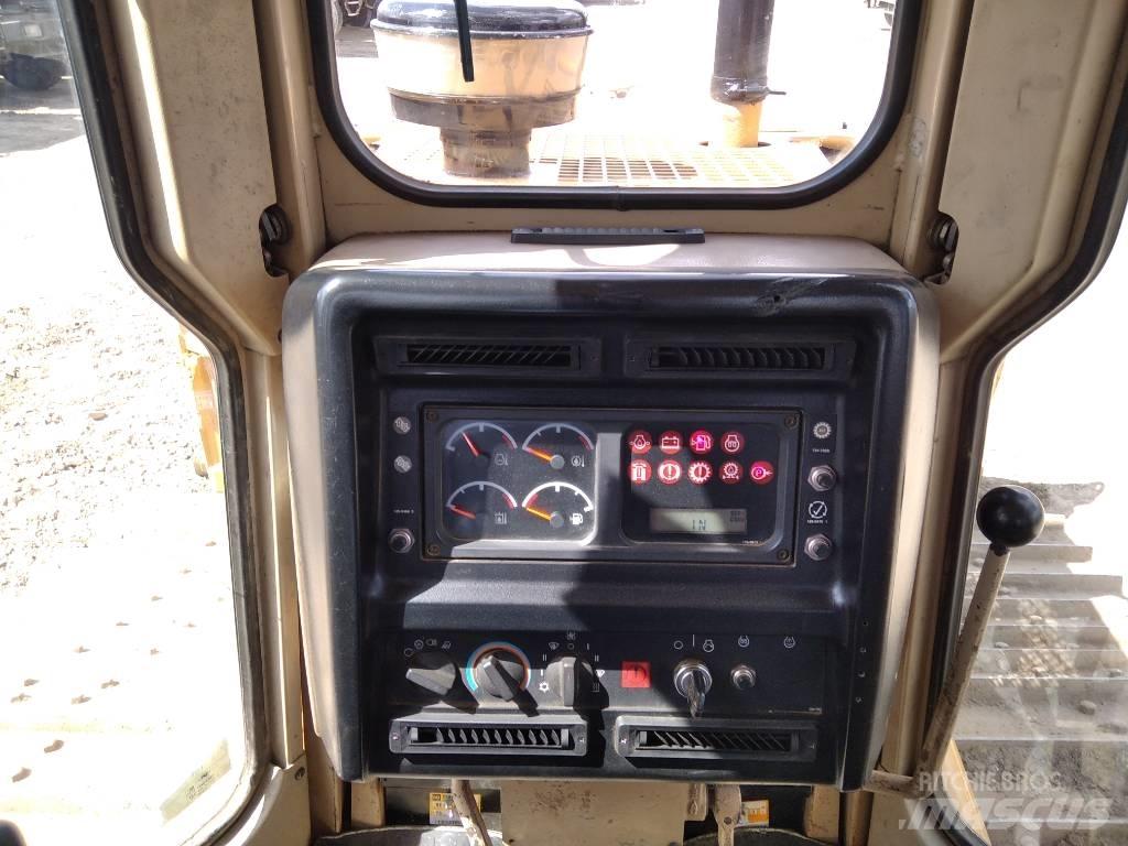 CAT D 6 M LGP Schaktmaskiner