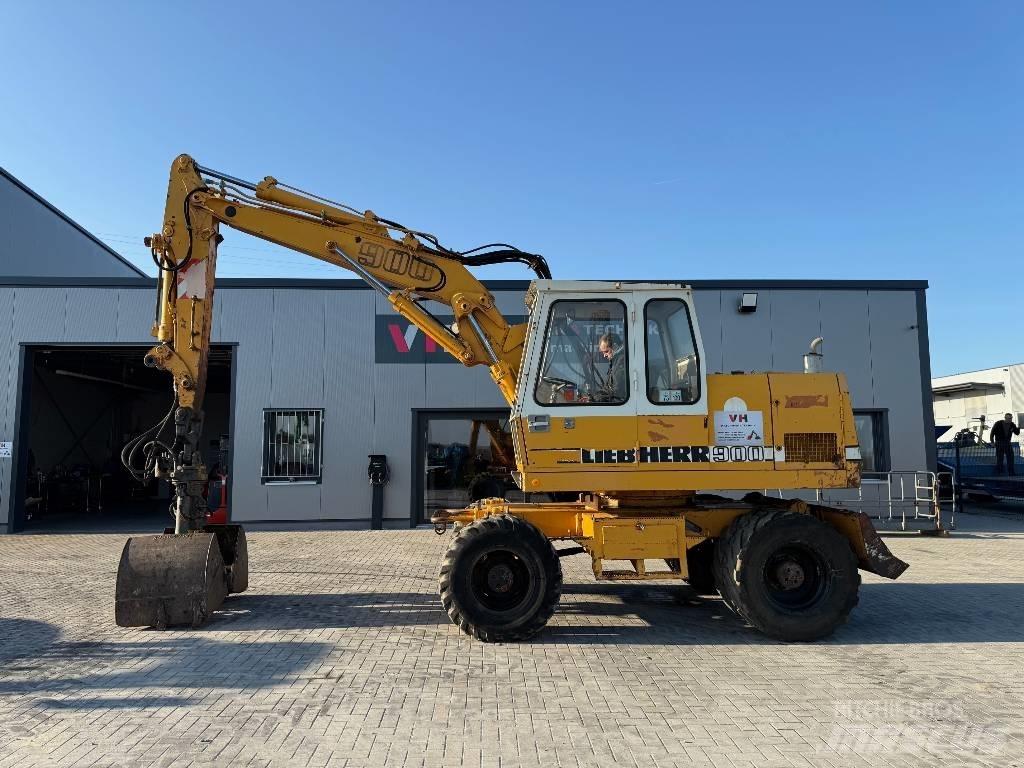 Liebherr A 900 C Hjulgrävare