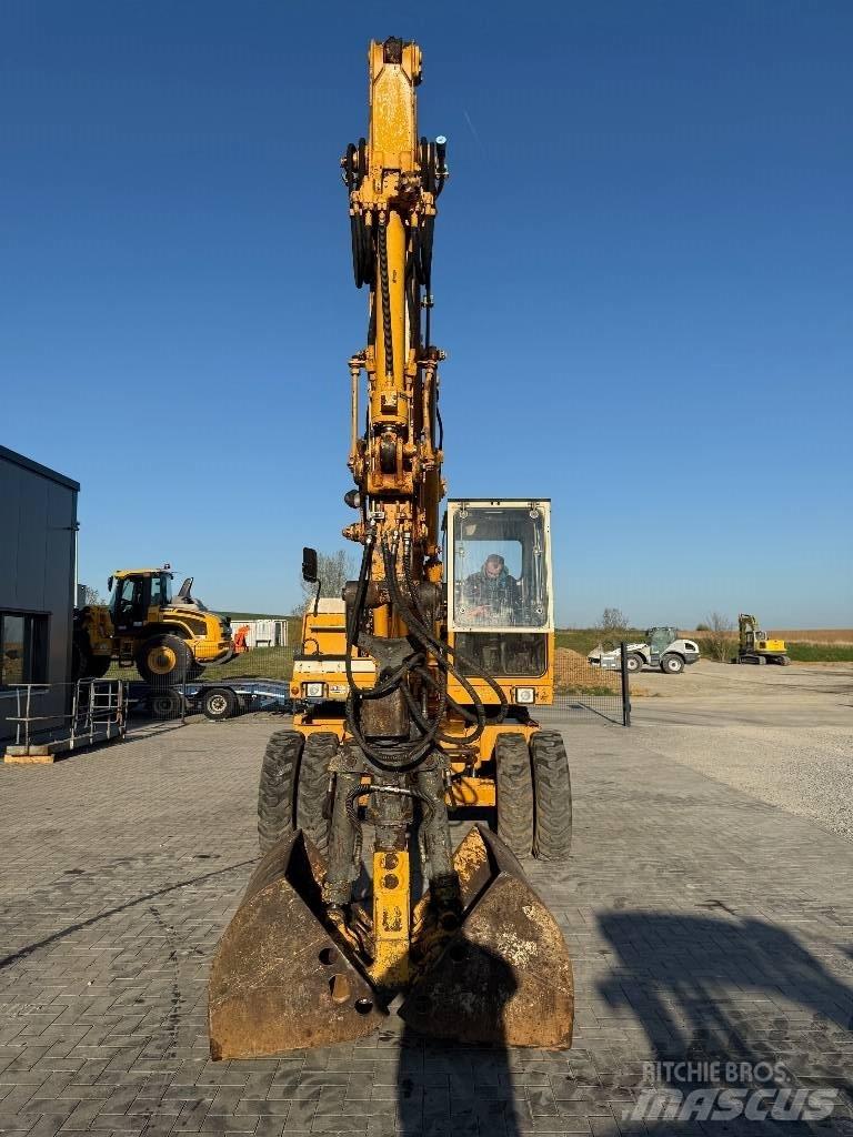 Liebherr A 900 C Hjulgrävare