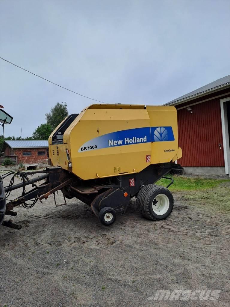 New Holland BR 7060 Rundbalspressar