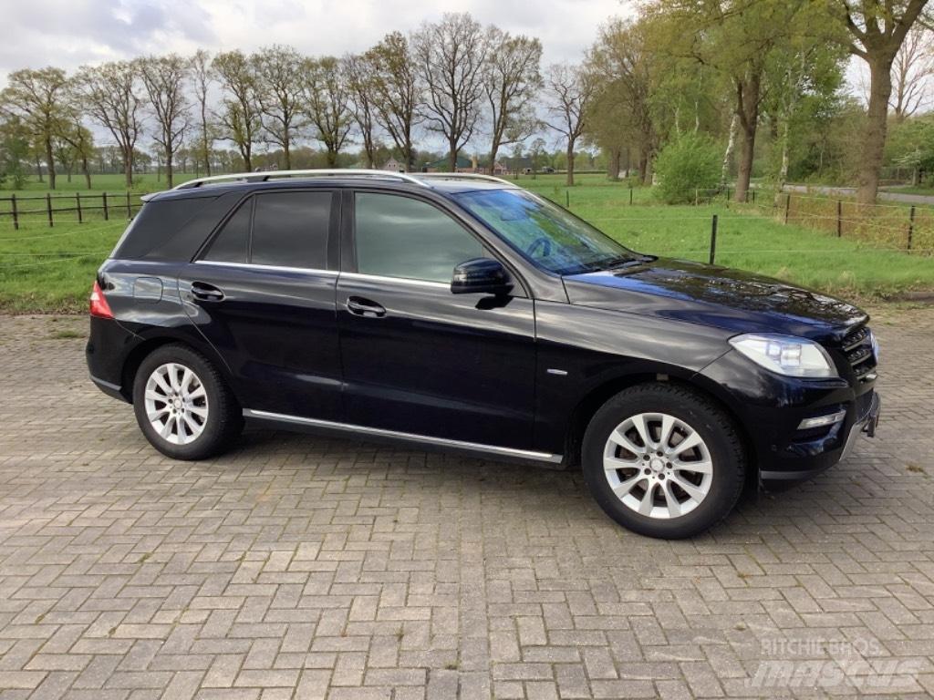 Mercedes-Benz ML 350 Terrängfordon