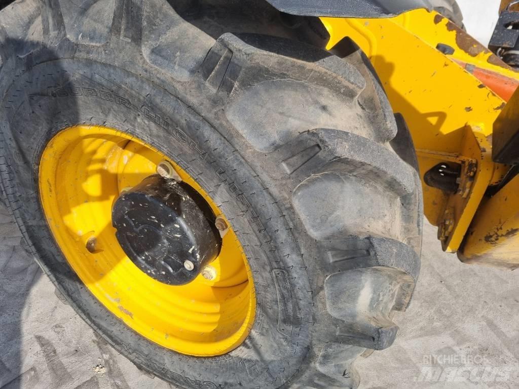 JCB 535-125 Hiviz Teleskoplastare