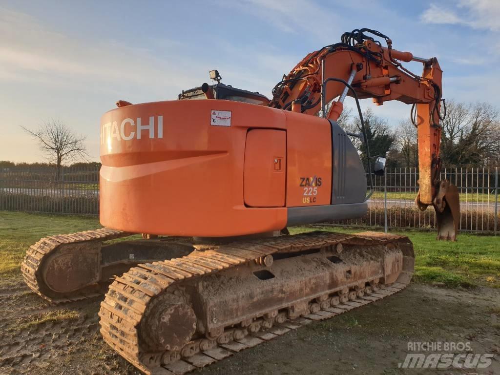 Hitachi ZX225USLC-3 Bandgrävare