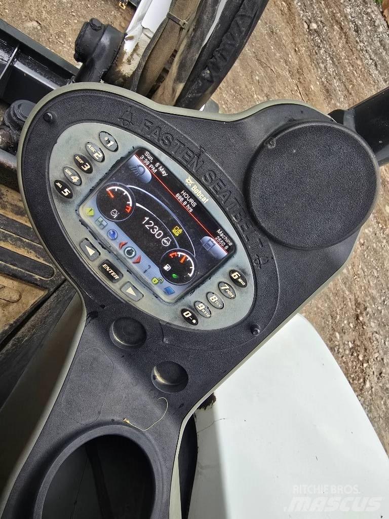 Bobcat E 50 Minigrävare < 7t