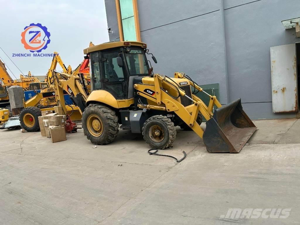 CAT 420 F Grävlastare