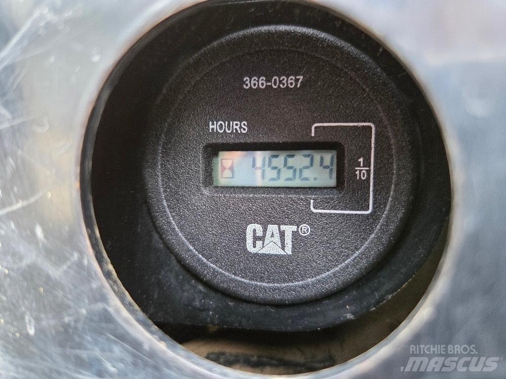 CAT 305E Minigrävare < 7t