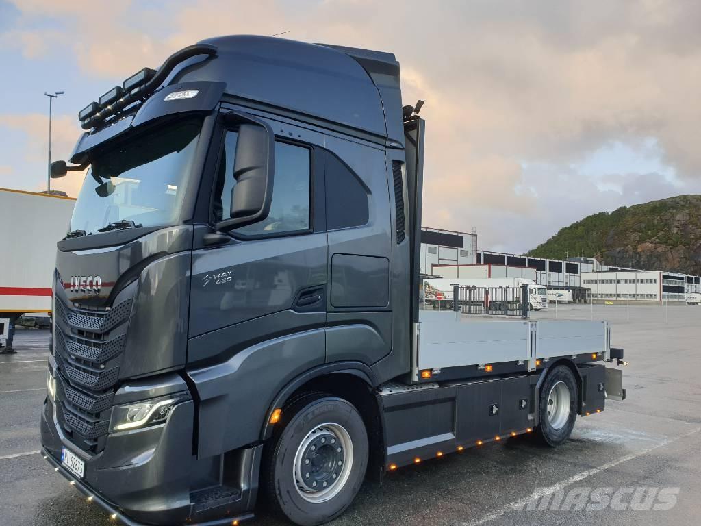 Iveco S-WAY 420 Övriga bilar