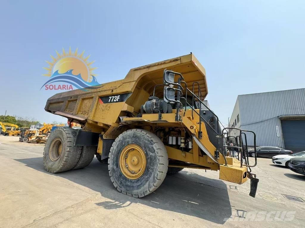 CAT 773 F Midjestyrd dumper