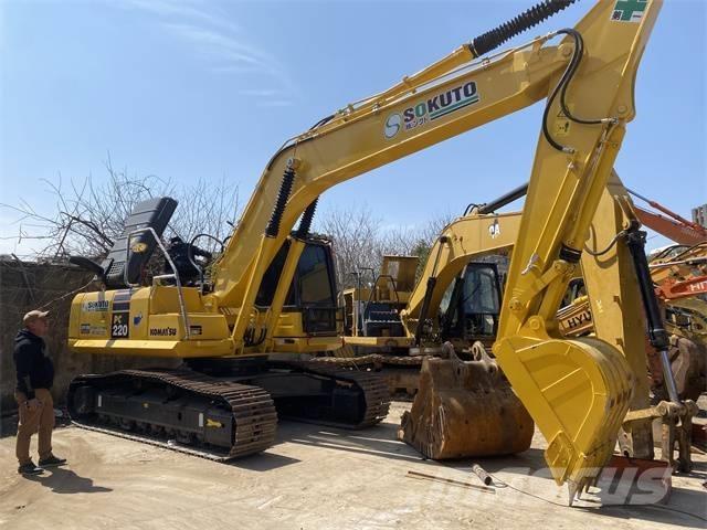 Komatsu PC 220-8 Bandgrävare