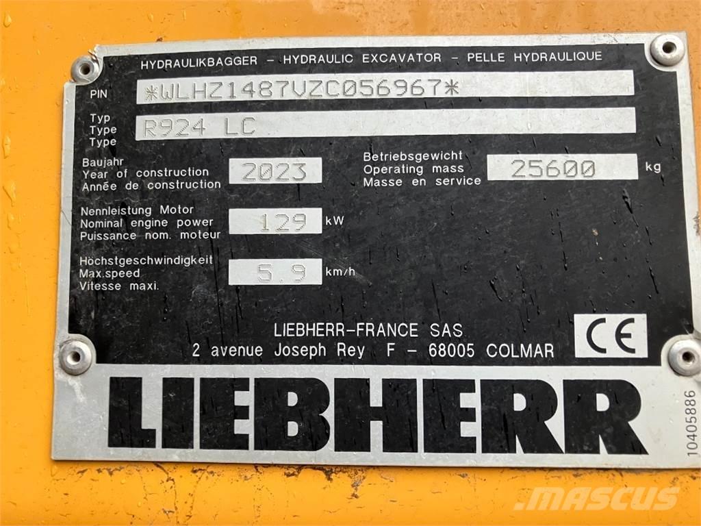 Liebherr R924 Bandgrävare