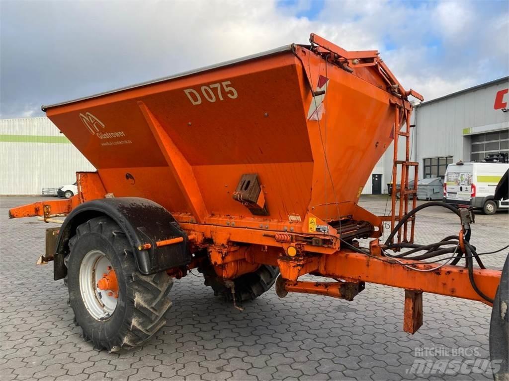  GÜSTROWER D075 Mineralgödselspridare