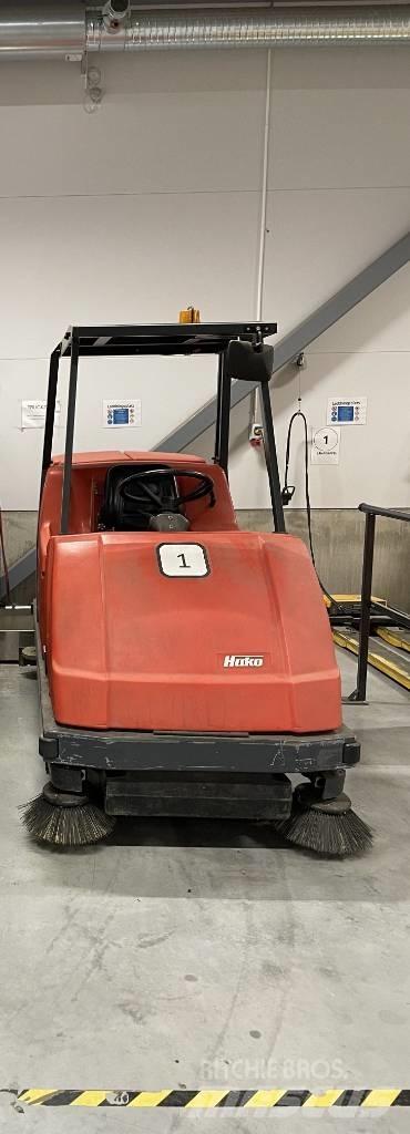 Hako B 1100 Kombinationsskurborstar