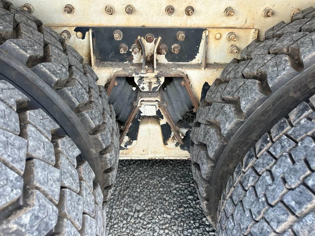 International 7600 Sopbilar