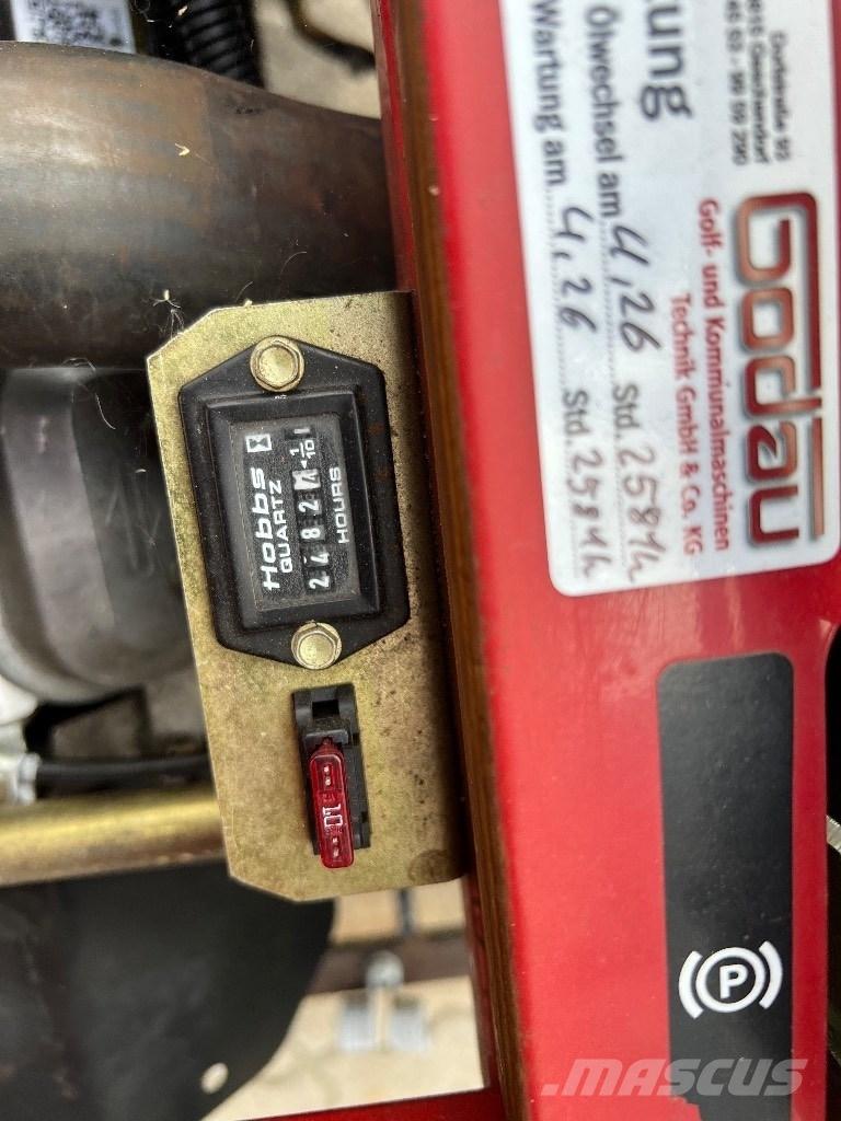 Toro SandPro5020 Bunkerkrattor