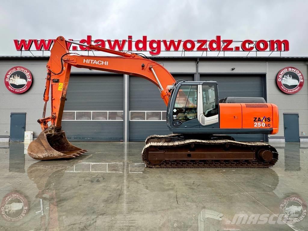 Hitachi ZX 250 LC-3 Bandgrävare