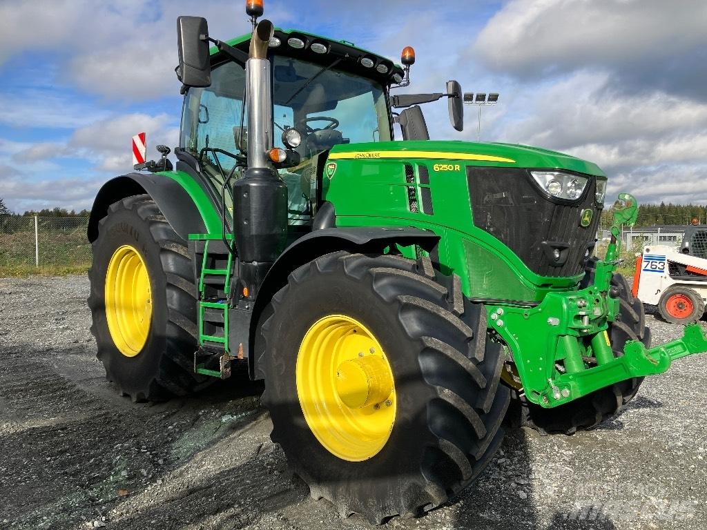 John Deere 6250 R Traktorer