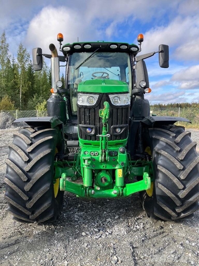 John Deere 6250 R Traktorer
