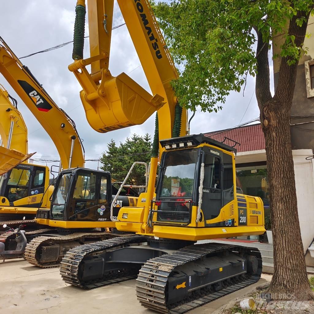 Komatsu PC 200 Bandgrävare