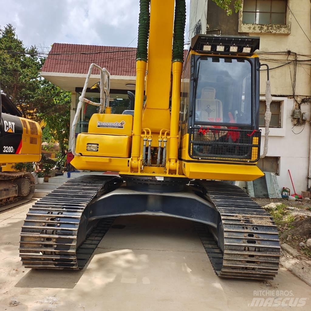 Komatsu PC 200 Bandgrävare