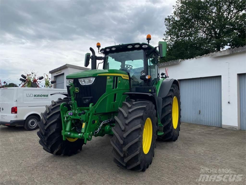John Deere 6R 215 Traktorer