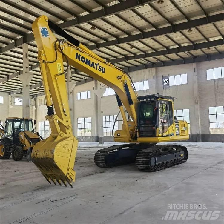 Komatsu PC200-8 Bandgrävare