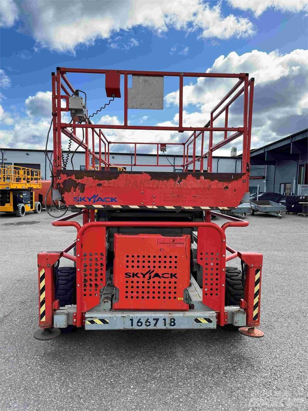 SkyJack SJ 9241 Saxliftar