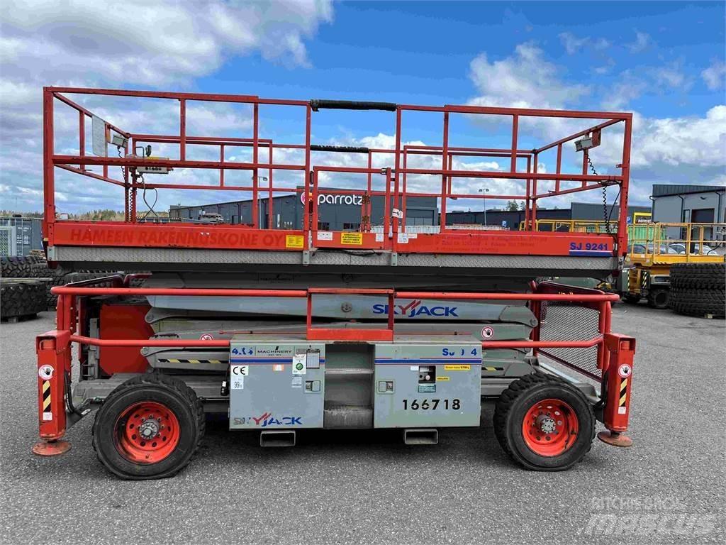 SkyJack SJ 9241 Saxliftar