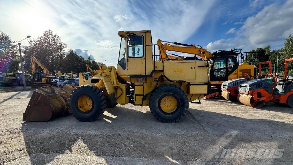 Komatsu WA 200 Hjullastare