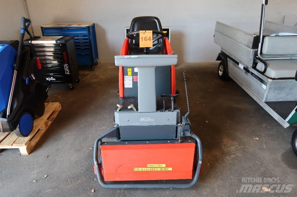 Hako B 910 Redskapsbärare