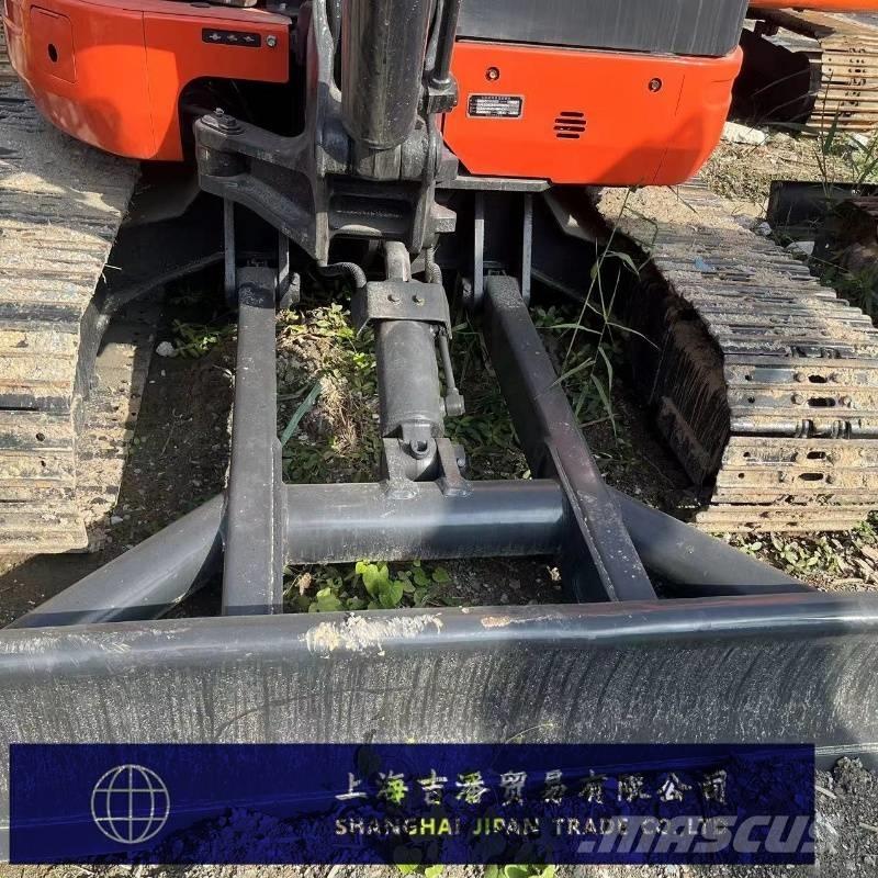 Kubota U 40 Minigrävare < 7t