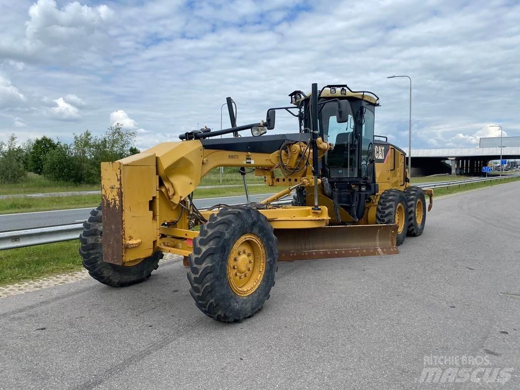 CAT 140M Väghyvlar