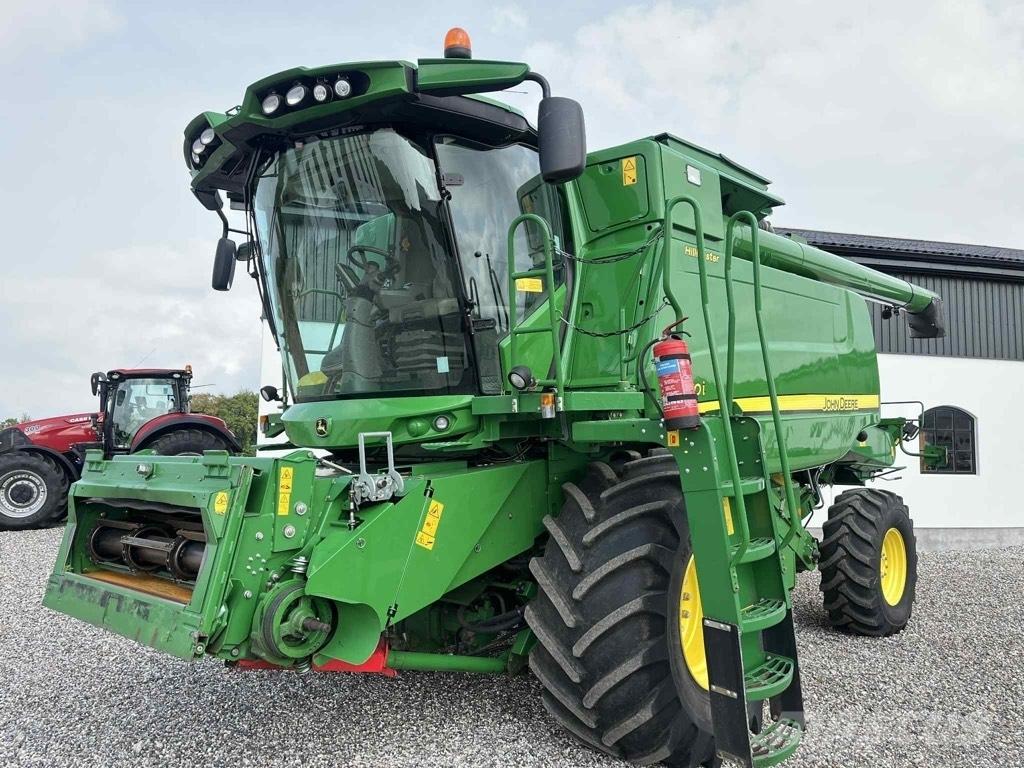 John Deere T 670 i Skördetröskor