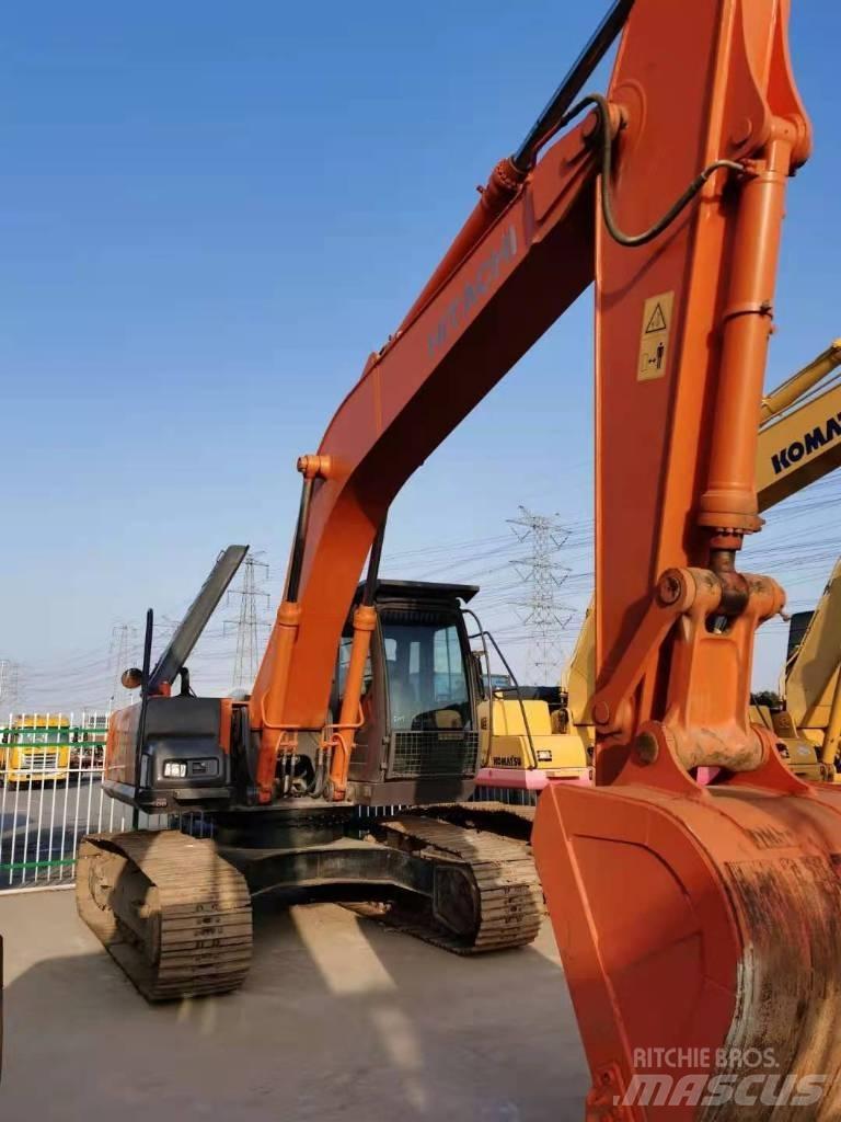 Hitachi ZX 210 Bandgrävare