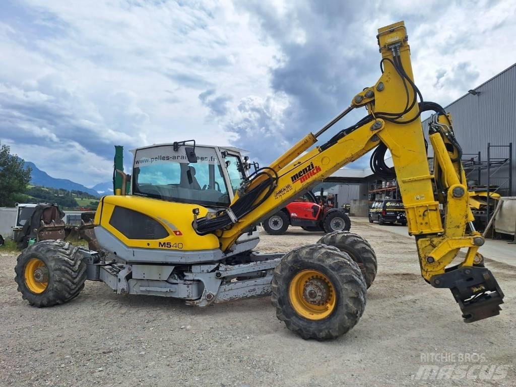 Menzi Muck M540 Specialgrävmaskiner