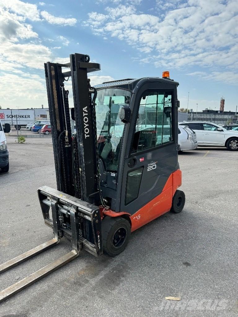 Toyota 8FBM20T Elmotviktstruckar