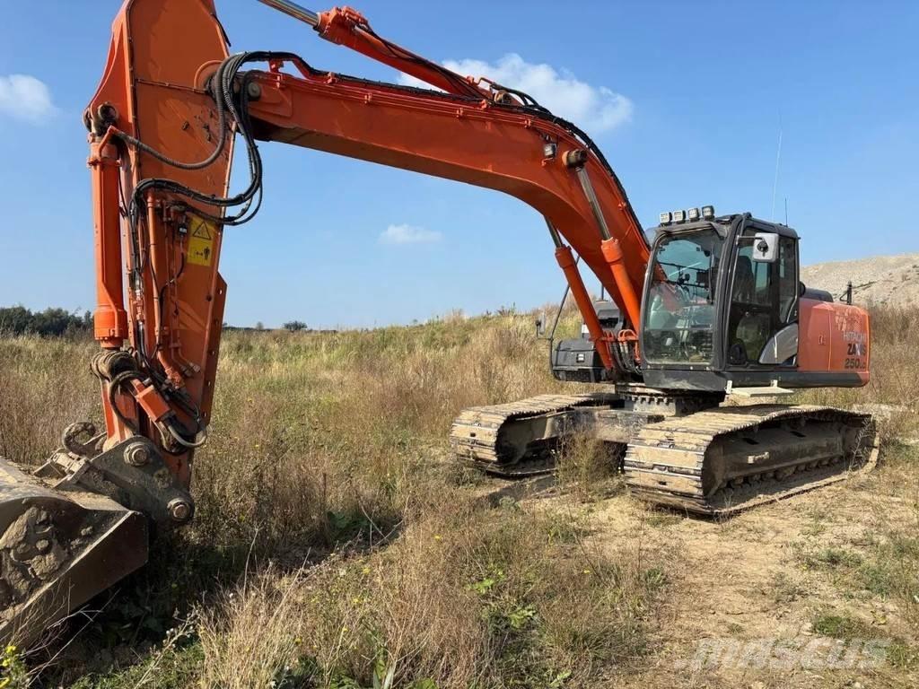 Hitachi ZX250LC-5B Bandgrävare