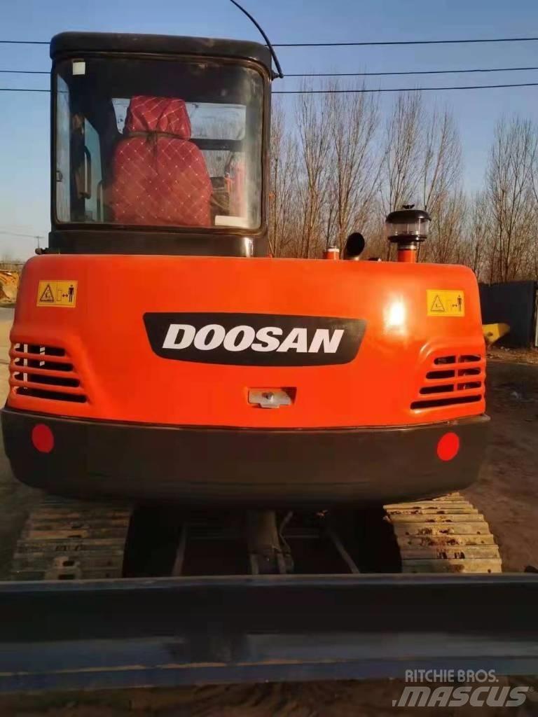 Doosan DH 55 Minigrävare < 7t