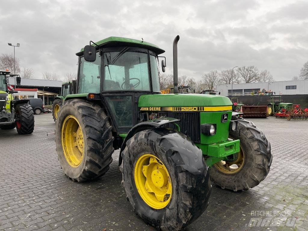 John Deere 2650 Traktorer