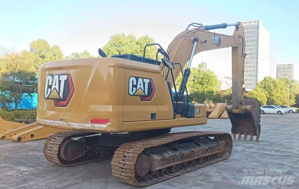 CAT 320 Bandgrävare