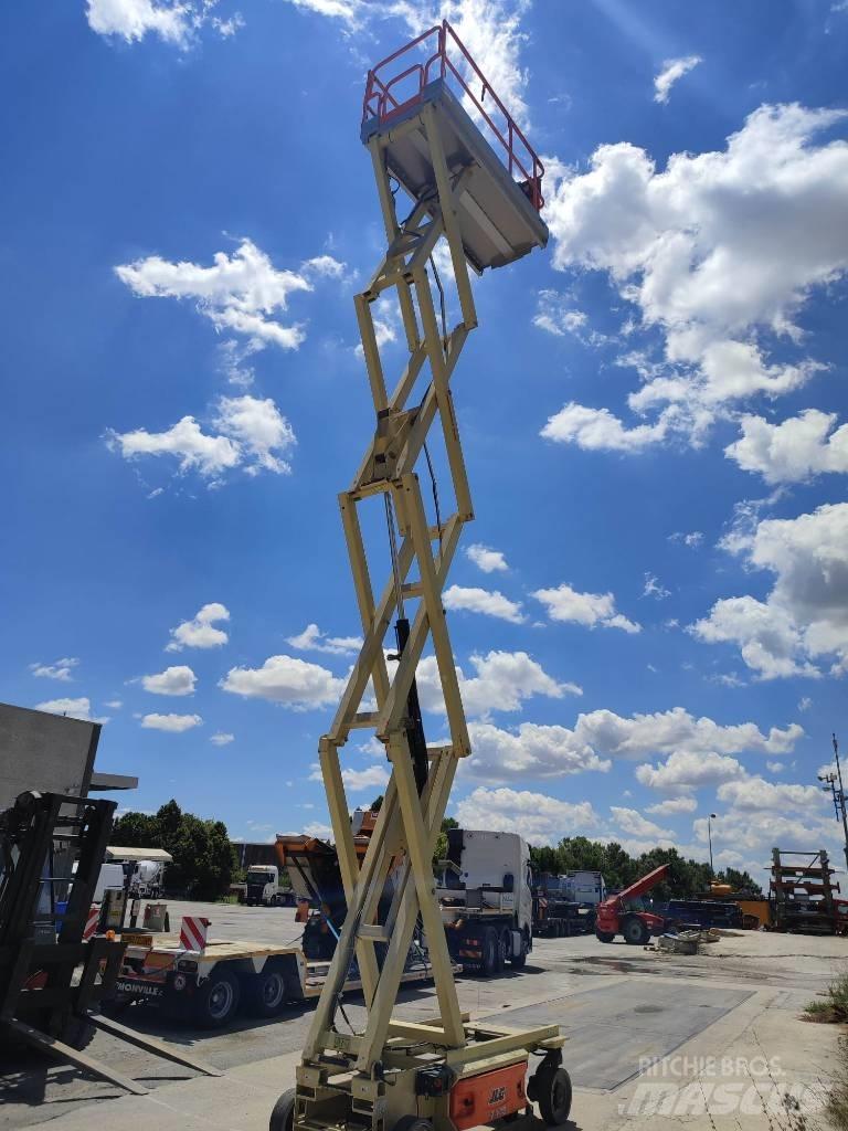JLG 3246 ES Saxliftar