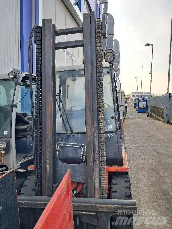 Linde LINDE - E 40 P Elmotviktstruckar