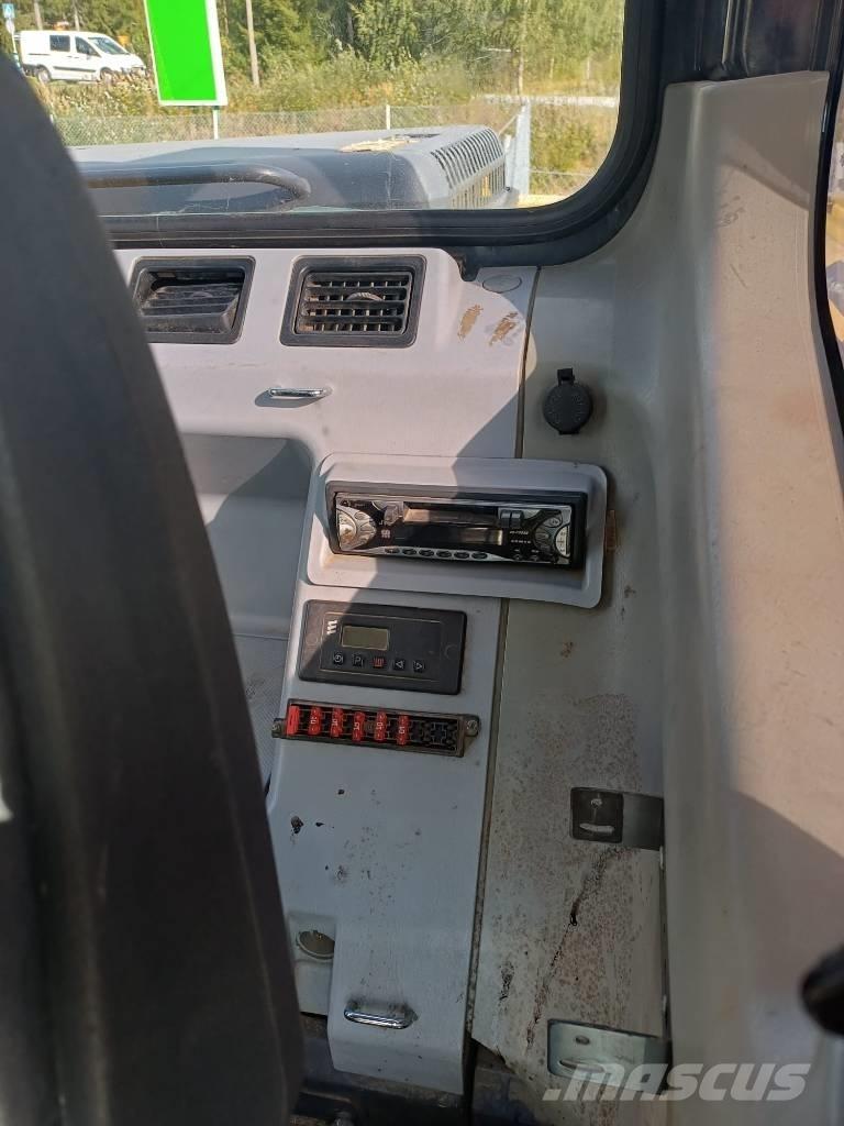 Komatsu PW 160-7-4x4 Hjulgrävare